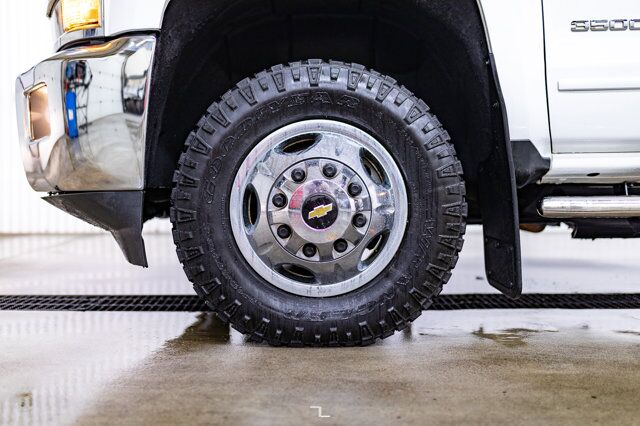 2015 Chevrolet Silverado 3500HD 4x4 Crew Cab LT Dually Deck Red Deer AB