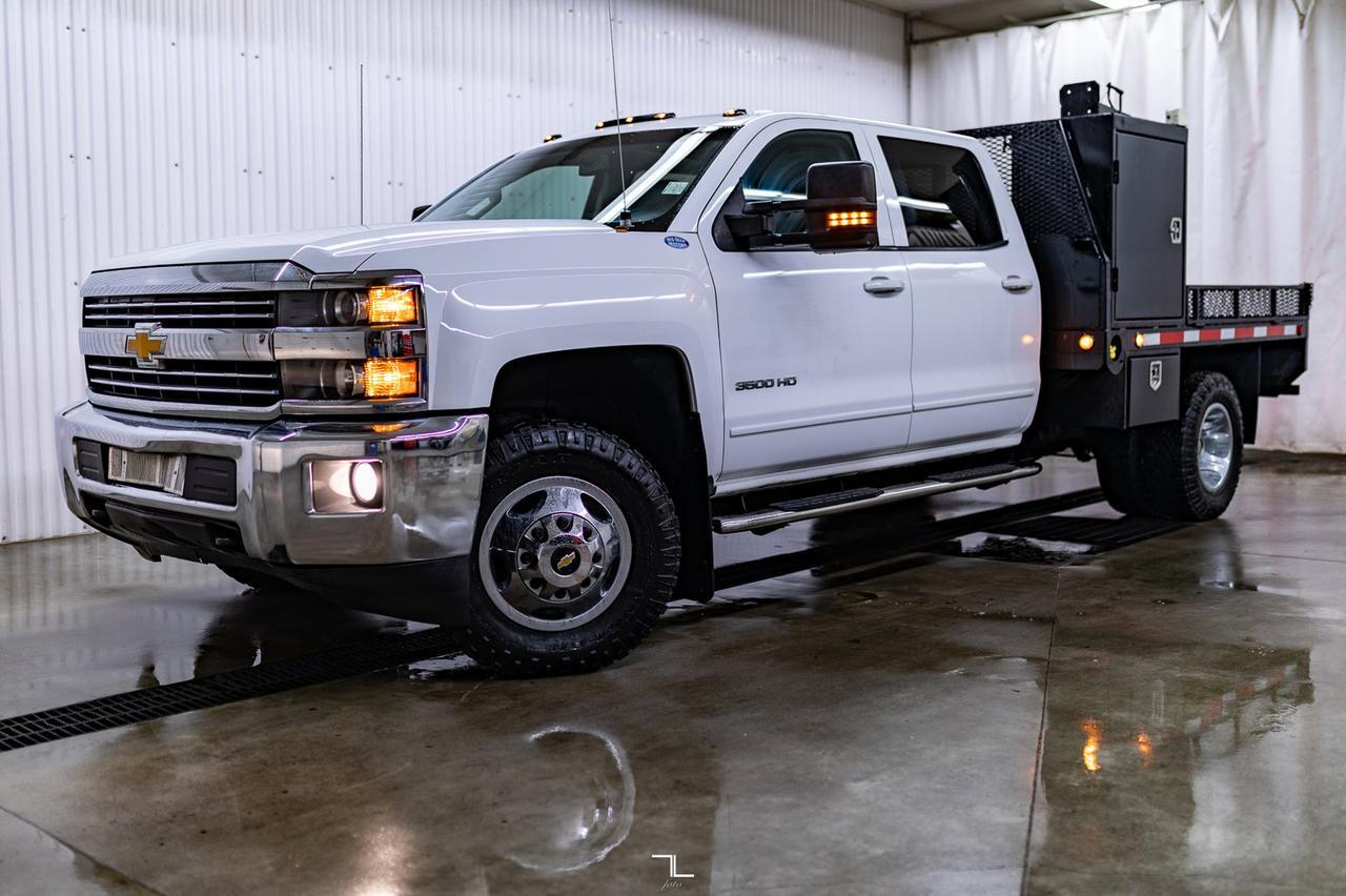 2015 Chevrolet Silverado 3500HD 4x4 Crew Cab LT Dually Deck Red Deer AB