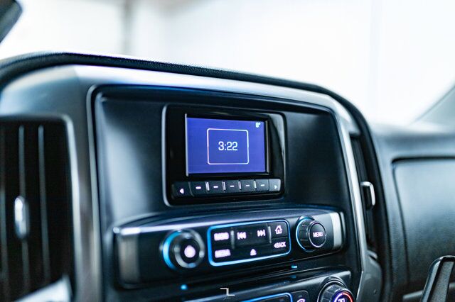 2015 Chevrolet Silverado 3500HD 4x4 Crew Cab LT Dually Deck Red Deer AB