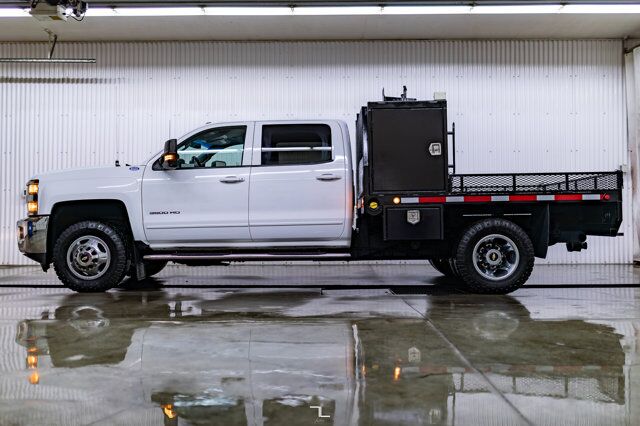 2015 Chevrolet Silverado 3500HD 4x4 Crew Cab LT Dually Deck Red Deer AB