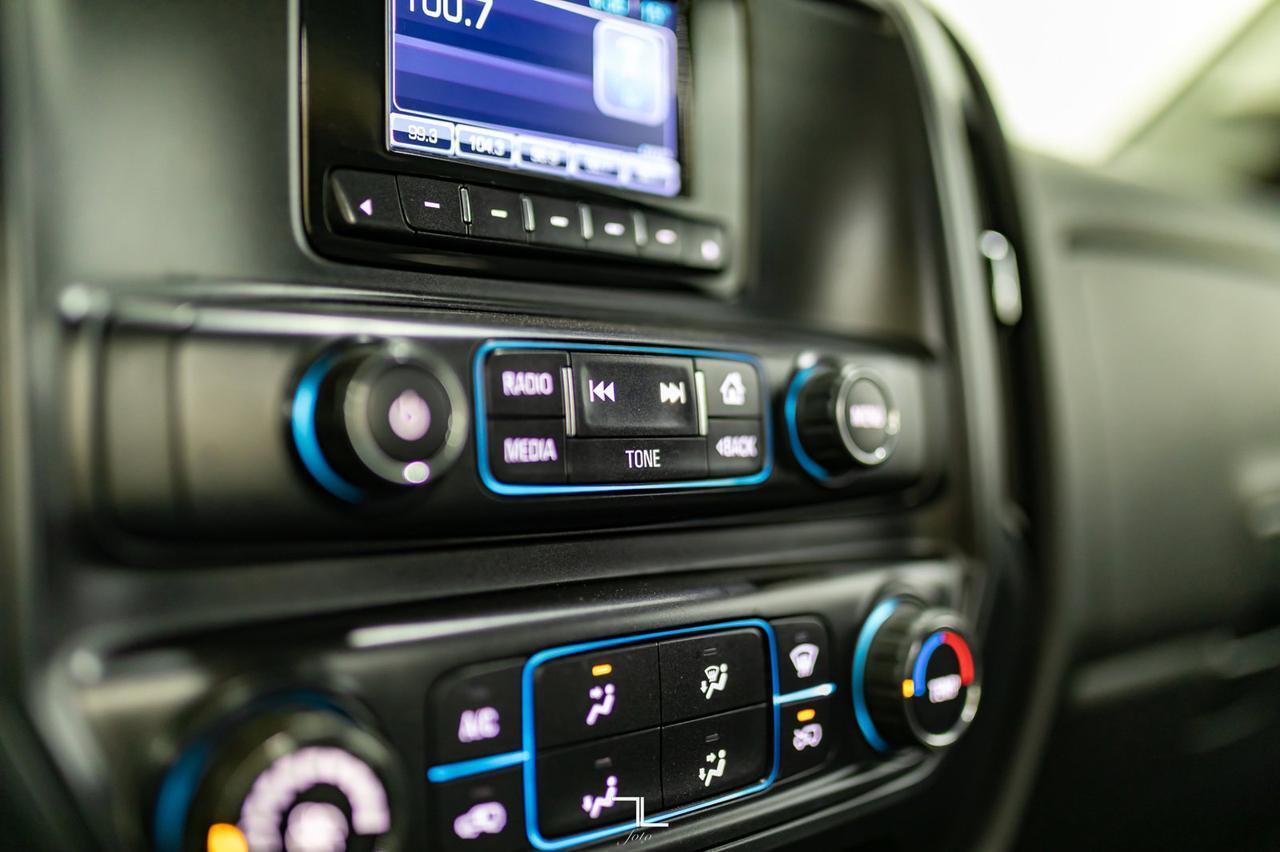 2015 Chevrolet Silverado 3500HD 4x4 Reg Cab WT Longbox Red Deer AB