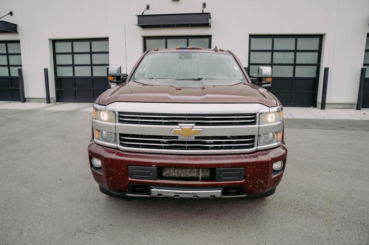 2015 Chevrolet Silverado 3500HD Built After Aug 14 High Country