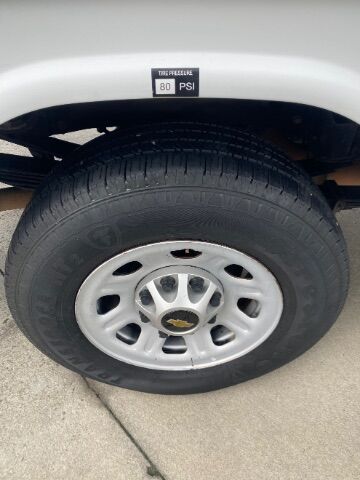 2015 Chevrolet Silverado 3500HD Cab Chassis WT  1WT w/Built-In Wi-Fi DRW Charlotte NC