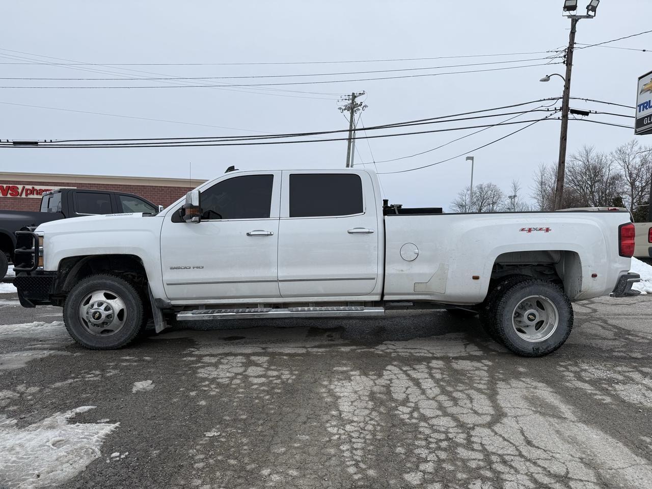2015 Chevrolet Silverado 3500HD LTZ Crestwood KY