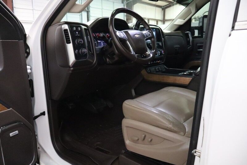 2015 Chevrolet Silverado 3500HD LTZ Dually 4WD 6.6L Diesel Camera Sunroof FREE WARRANTY Arlington TX