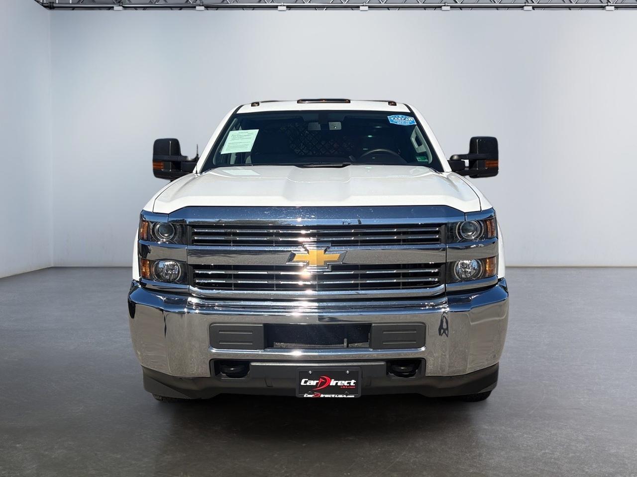 2015 Chevrolet Silverado 3500HD Work Truck, DURAMAX TURBO DIESEL, 5TH WHEEL KNAPHEIDE FLAT BED DUALLY, RUNNING BOARDS, TOW PACKAGE, POWER MIRRORS WITH TURN SIGNAL INDICATORS, BLUETOOTH, REMOTE START, LOW MILES, CLEAN CARFAX, GET TO WORK IN THIS 3500!! Virginia Beach VA