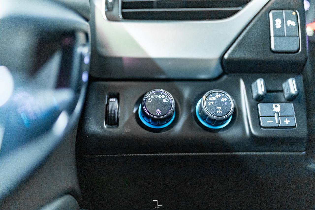 2015 Chevrolet Suburban 1500 4x4 LS BCam 8 Passenger Red Deer AB