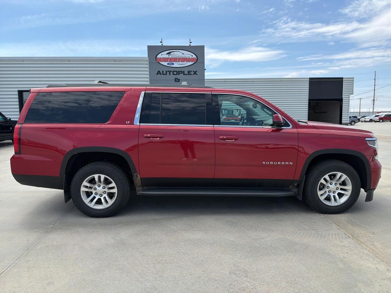 2015 Chevrolet Suburban LT