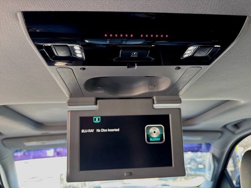 2015 Chevrolet Tahoe LT 4WD w/ Sun, Entertainment and Destinations Package Arlington VA