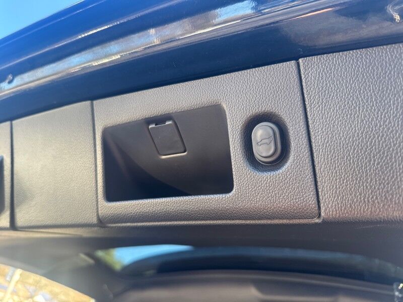 2015 Chevrolet Tahoe LTZ - 1 OWNER - ZERO RUST - WELL MAINTAINED Webster MA