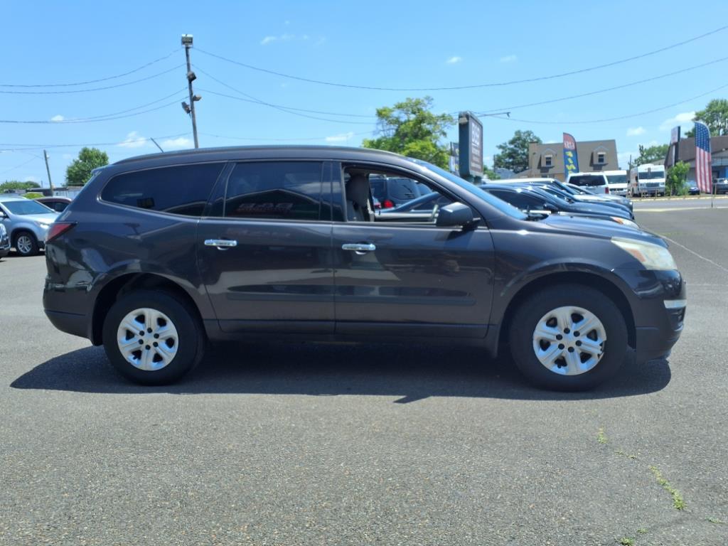 2015 Chevrolet Traverse LS Levittown PA