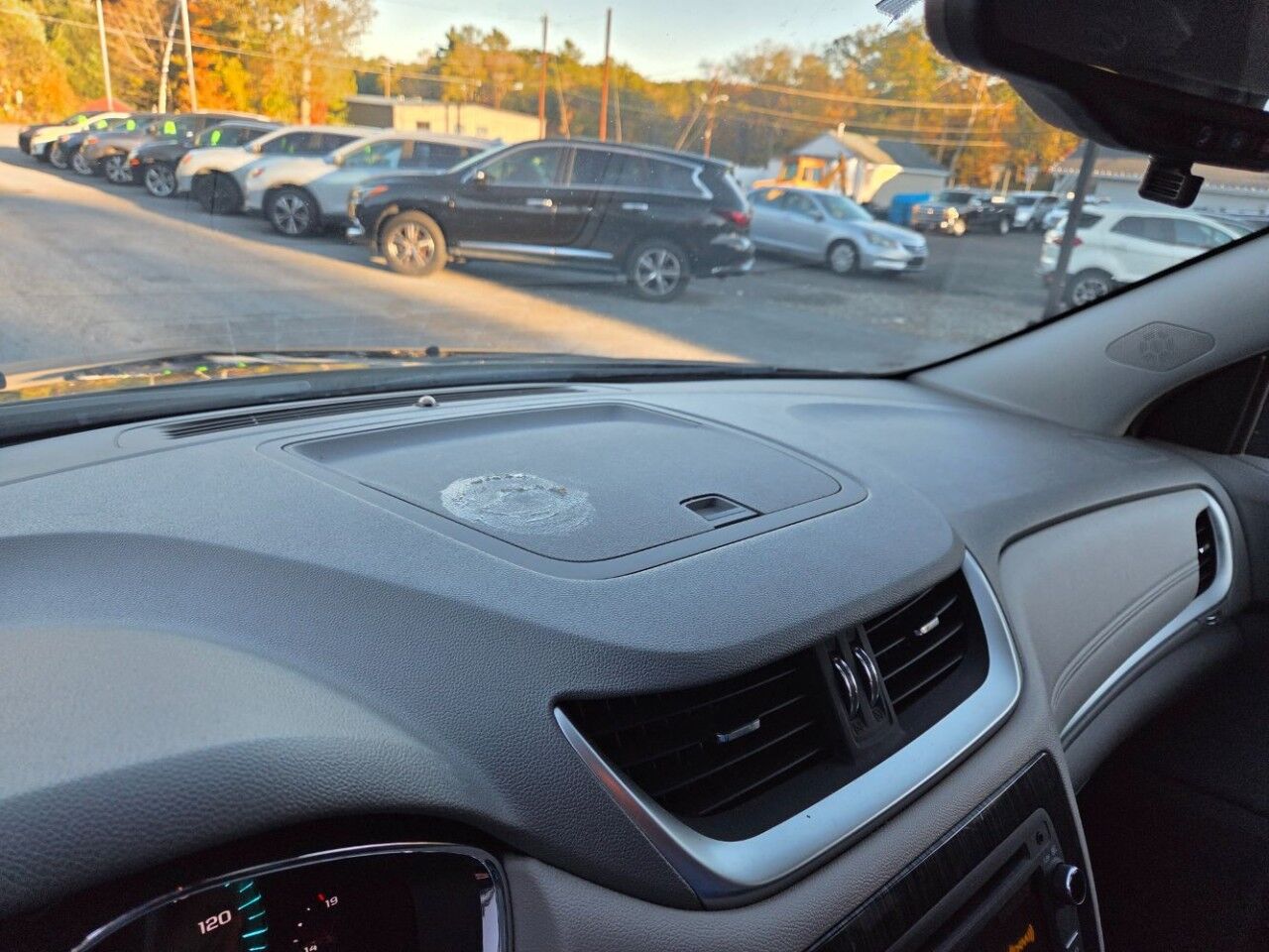 2015 Chevrolet Traverse LT Charlton MA