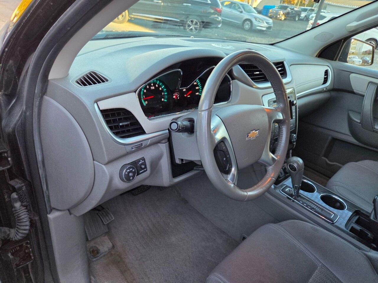 2015 Chevrolet Traverse LT Charlton MA
