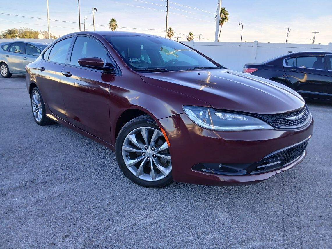 2015 Chrysler 200 200S Sedan 4D