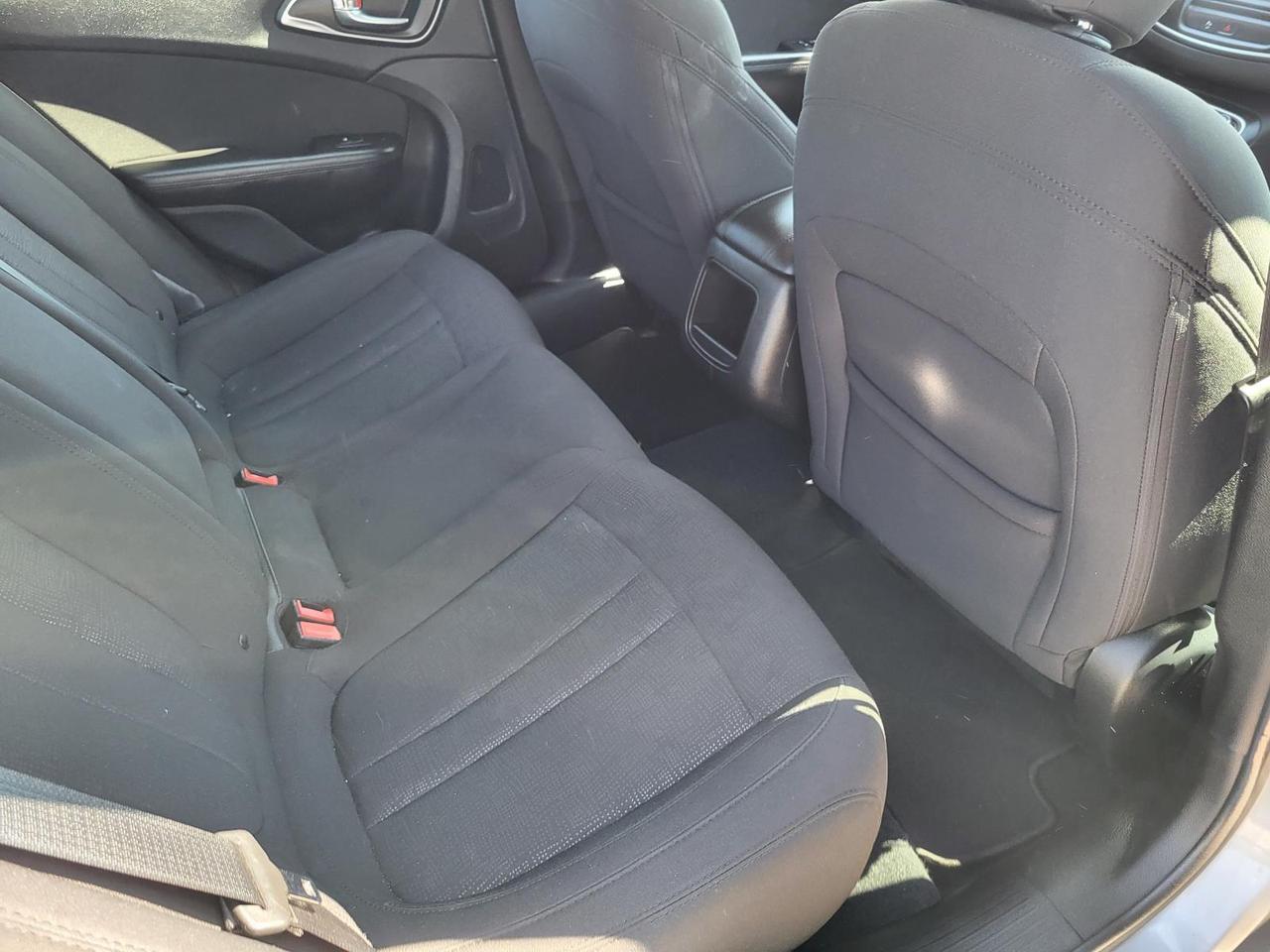 2015 Chrysler 200 4dr Sdn Limited FWD Beeville TX