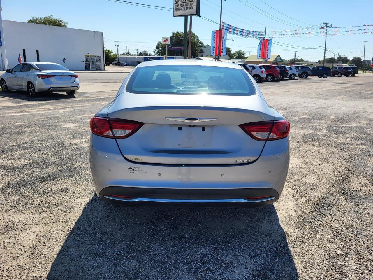 2015 Chrysler 200 4dr Sdn Limited FWD Beeville TX