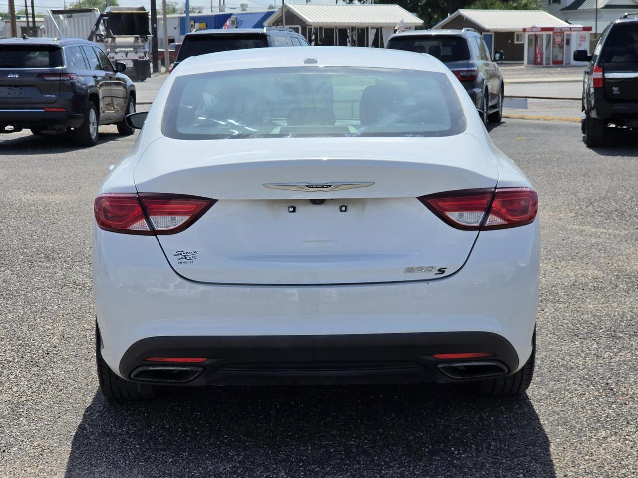 2015 Chrysler 200 4dr Sdn S FWD Beeville TX