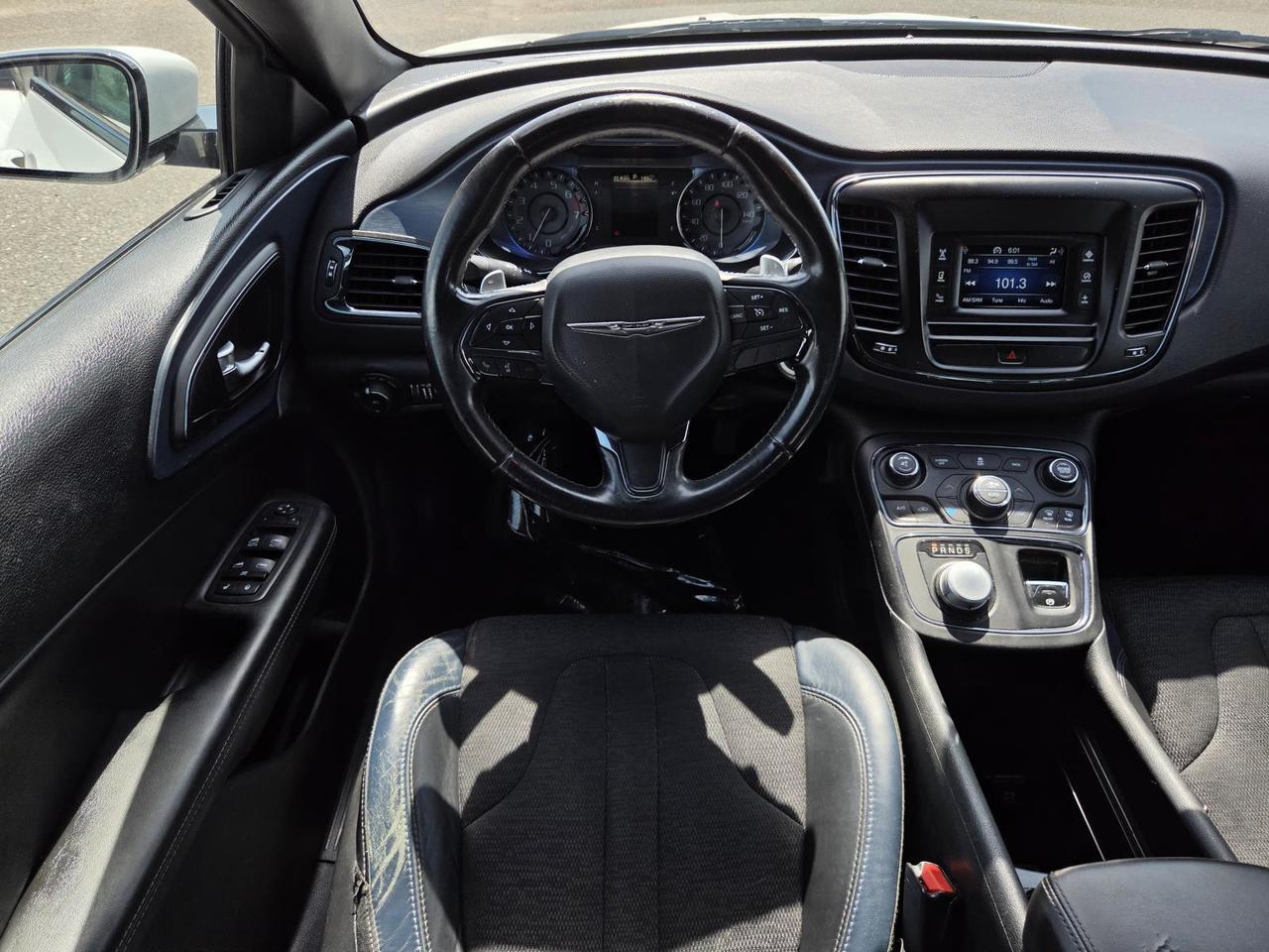 2015 Chrysler 200 4dr Sdn S FWD Beeville TX