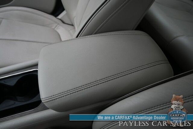 2015 Chrysler 200 C / AWD / 3.6L V6 / Premium Group / Auto Start / Heated & Cooled Leather Seats / Heated Steering Wheel / Navigation / Alpine Speakers / Adaptive Cruise / Lane Depart & Blind Spot Alert / Bluetooth / Back Up Camera Anchorage AK