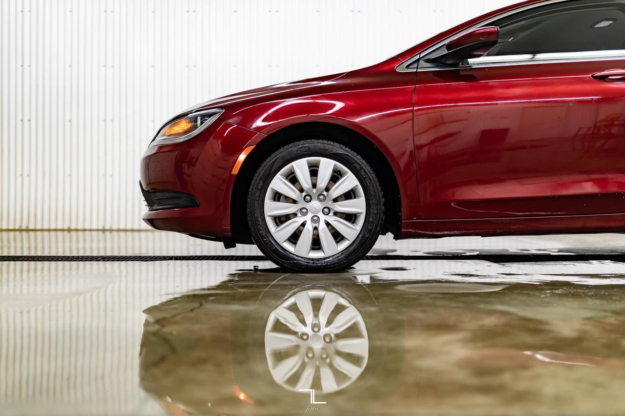 2015 Chrysler 200 LX Red Deer AB
