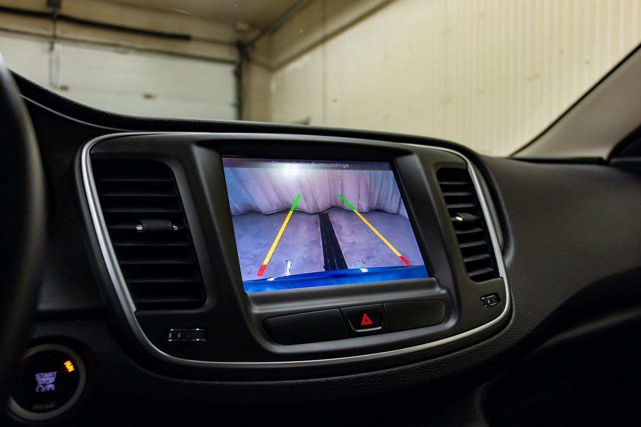 2015 Chrysler 200 Limited BCam Red Deer AB