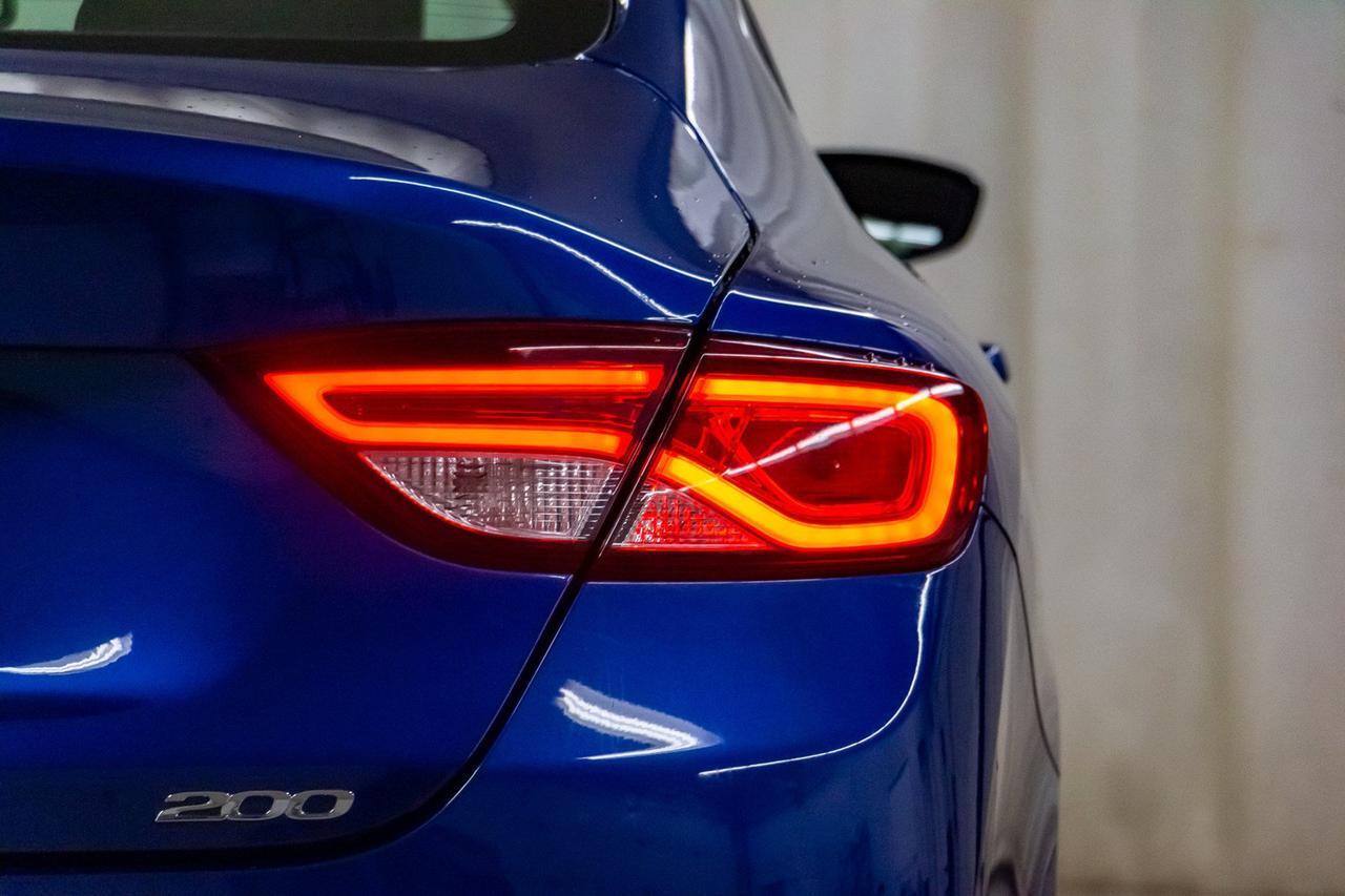 2015 Chrysler 200 Limited BCam Red Deer AB