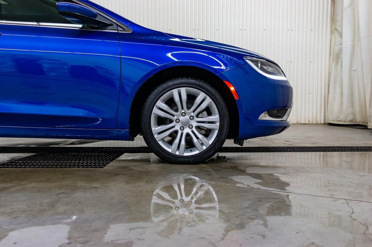 2015 Chrysler 200 Limited BCam Red Deer AB