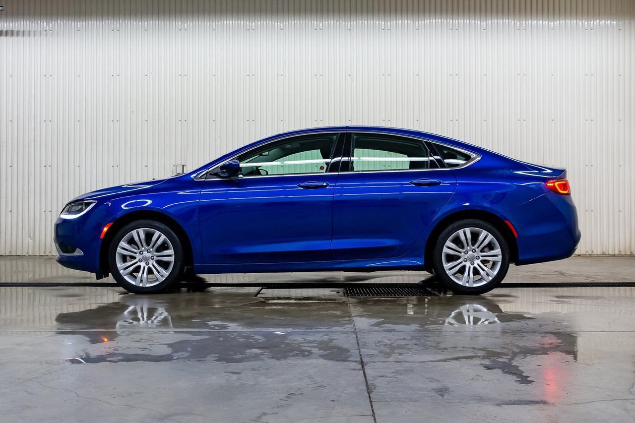 2015 Chrysler 200 Limited BCam Red Deer AB