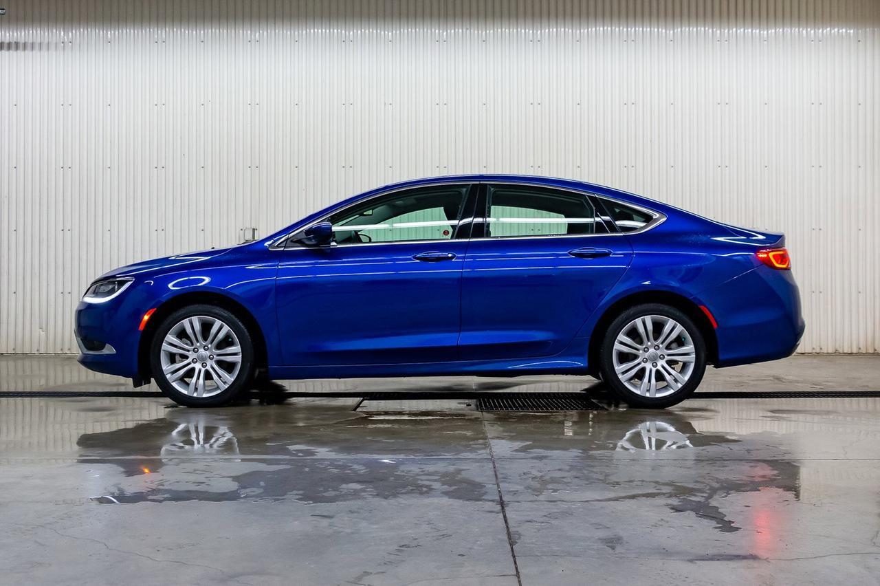 2015 Chrysler 200 Limited BCam Red Deer AB