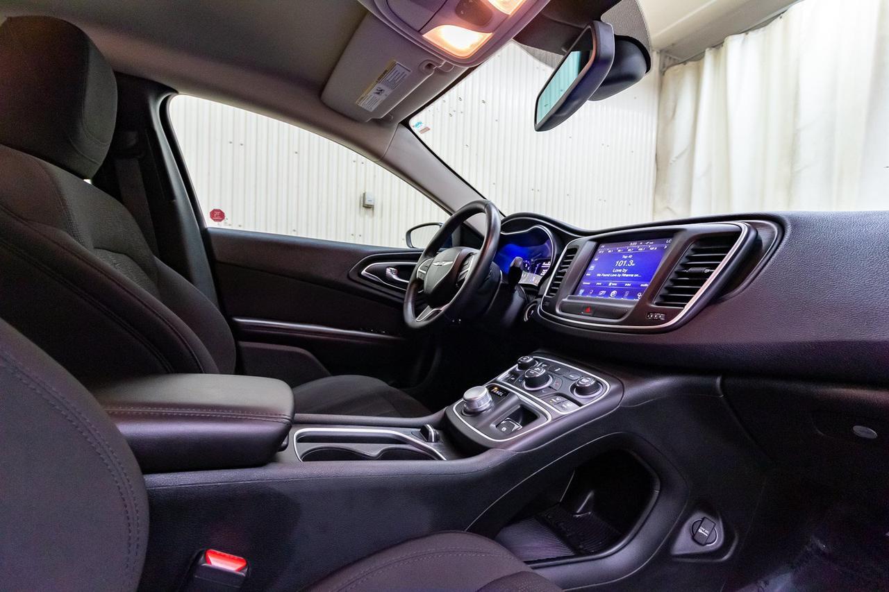 2015 Chrysler 200 Limited BCam Red Deer AB