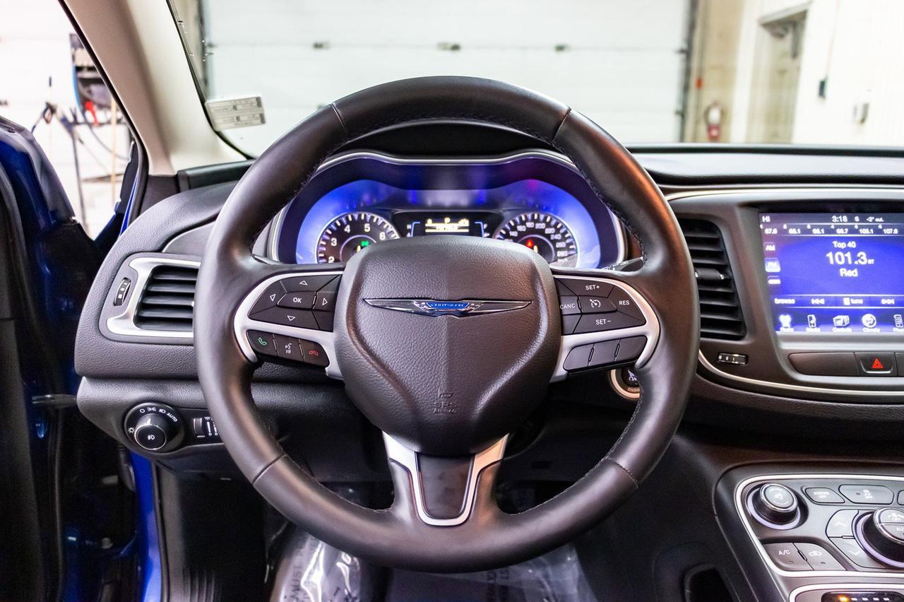 2015 Chrysler 200 Limited BCam Red Deer AB