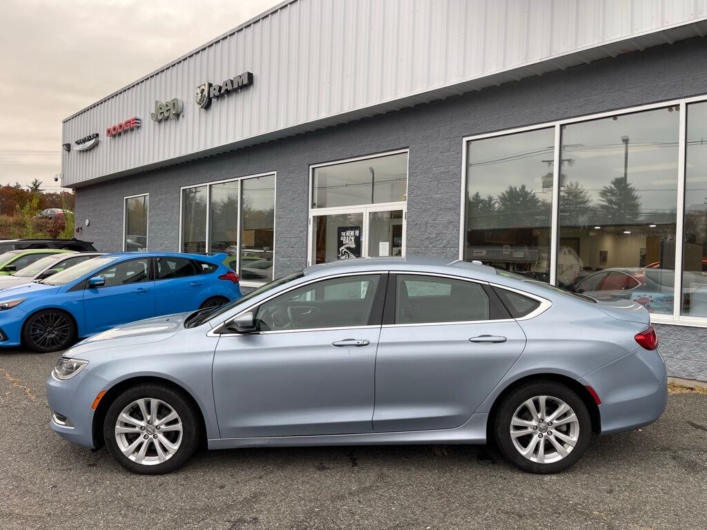 2015 Chrysler 200 Limited Orange MA