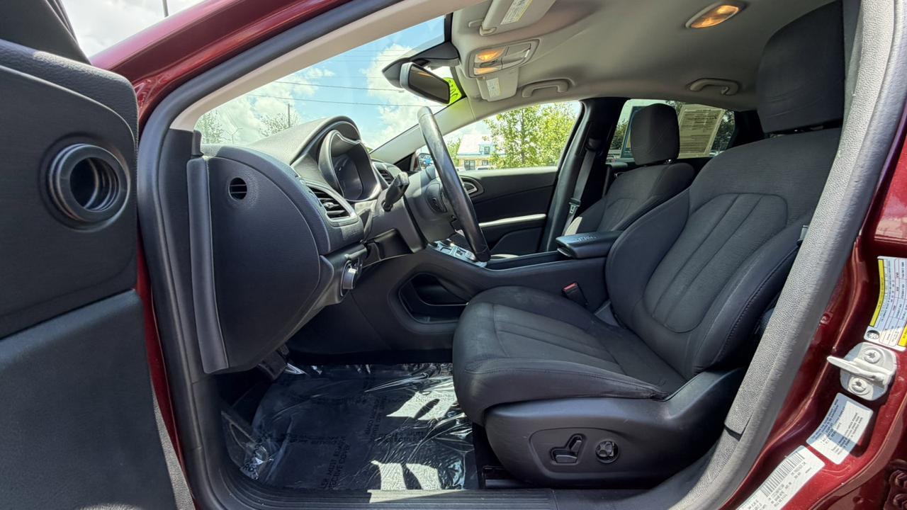 2015 Chrysler 200 Limited New Braunfels TX