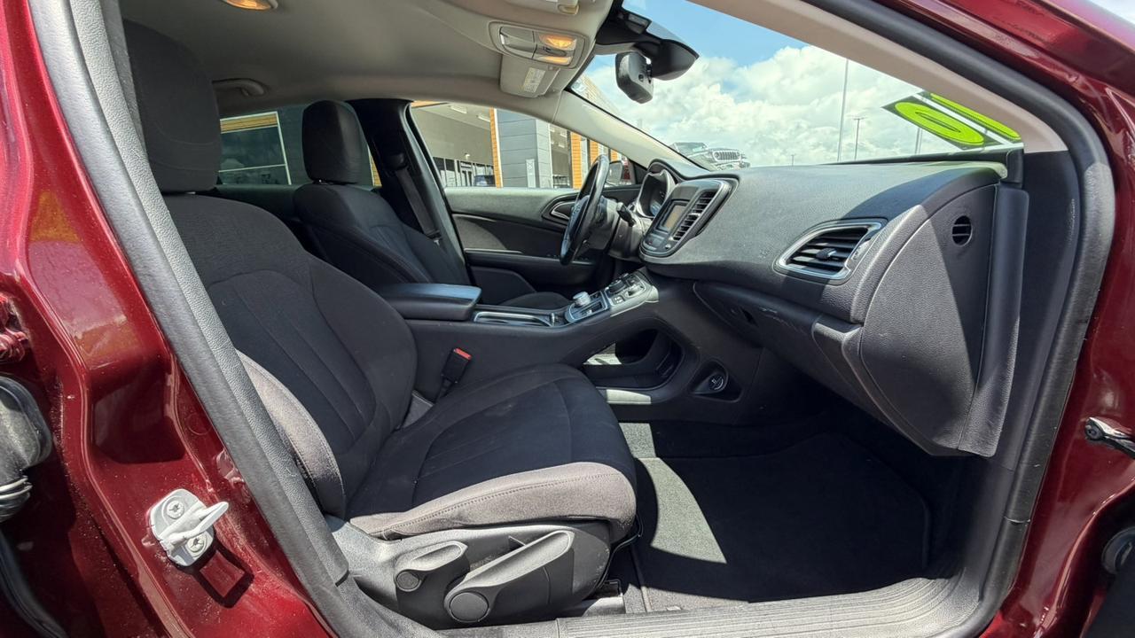 2015 Chrysler 200 Limited New Braunfels TX