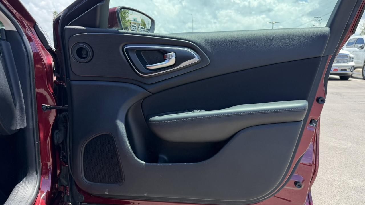 2015 Chrysler 200 Limited New Braunfels TX