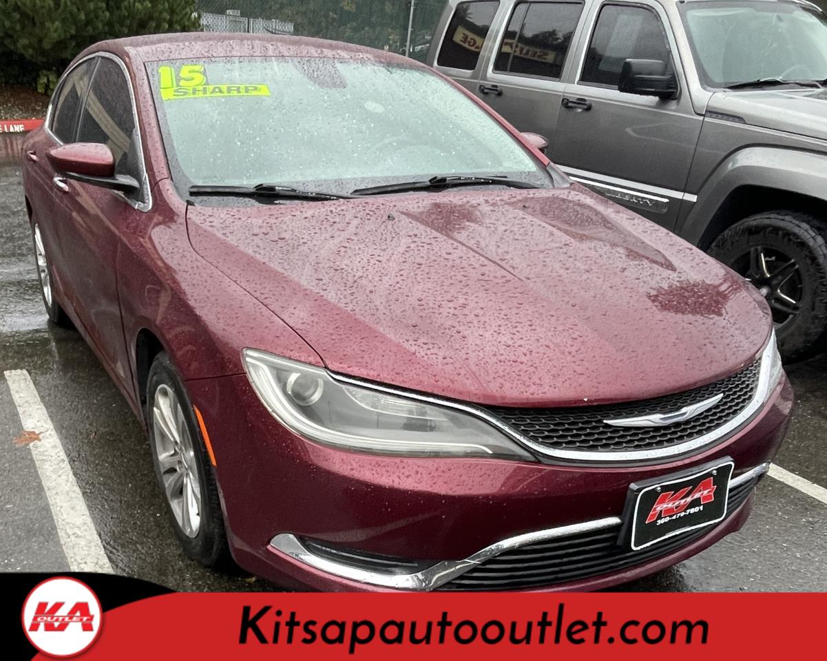 2015 Chrysler 200 Limited Sedan 4D