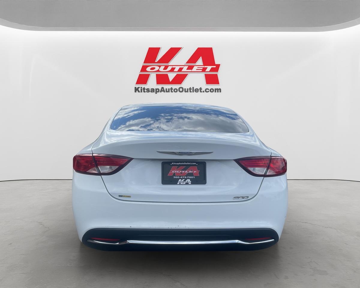 2015 Chrysler 200 Limited Sedan 4D Port Orchard WA