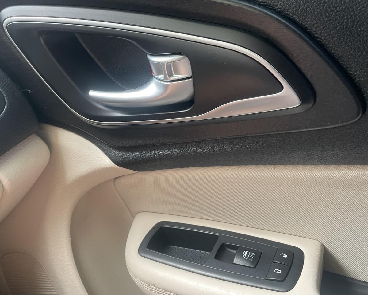 2015 Chrysler 200 Limited Sedan 4D Port Orchard WA