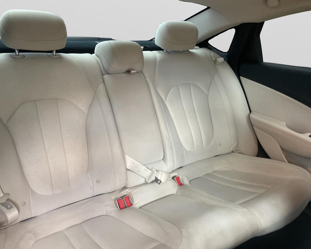 2015 Chrysler 200 Limited Sedan 4D Port Orchard WA