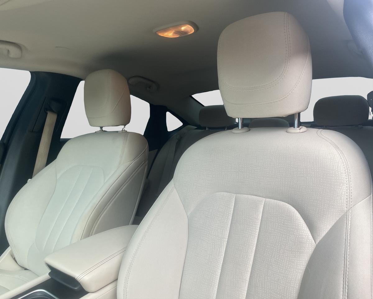 2015 Chrysler 200 Limited Sedan 4D Port Orchard WA