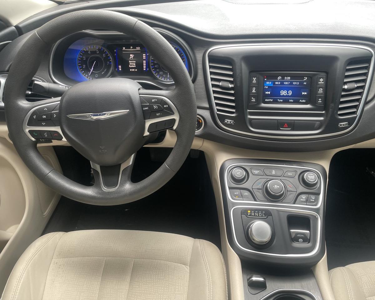 2015 Chrysler 200 Limited Sedan 4D Port Orchard WA