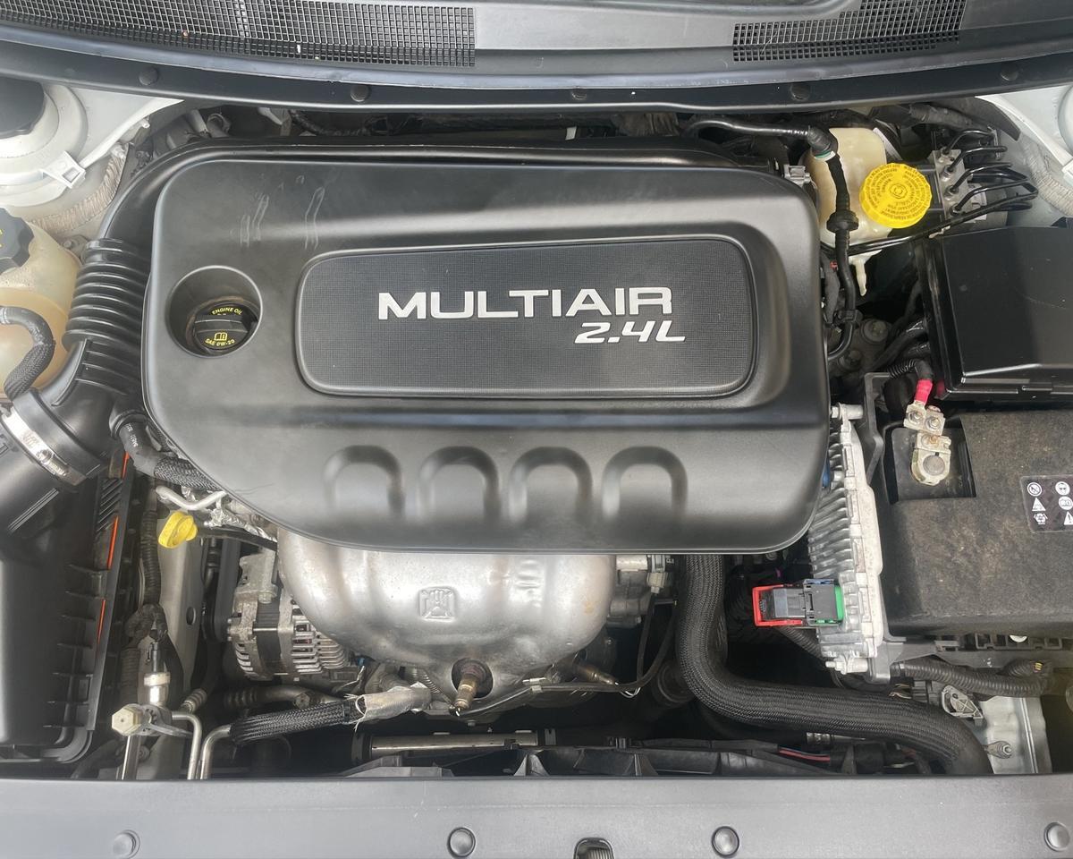 2015 Chrysler 200 Limited Sedan 4D Port Orchard WA