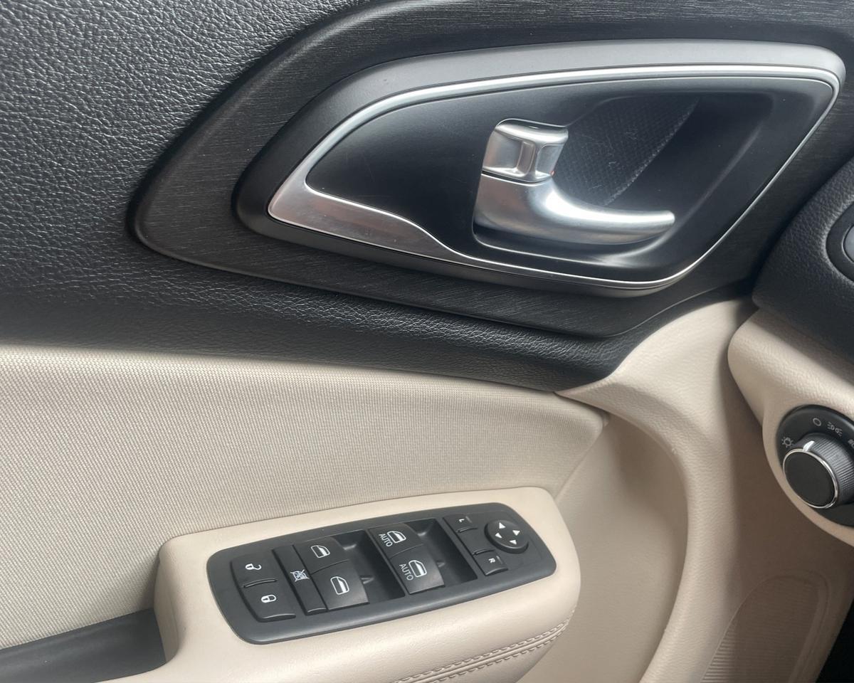 2015 Chrysler 200 Limited Sedan 4D Port Orchard WA