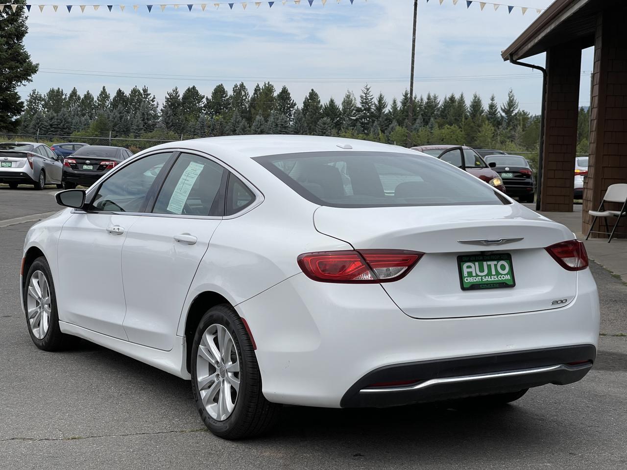 2015 Chrysler 200 Limited Hayden ID