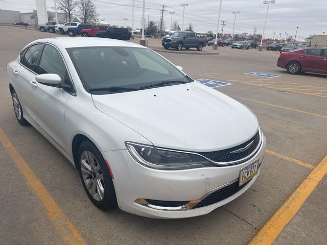 2015 Chrysler 200 Limited West Burlington IA