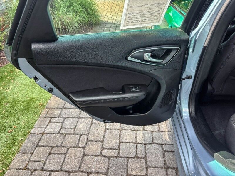 2015 Chrysler 200 Limited Wilmington NC