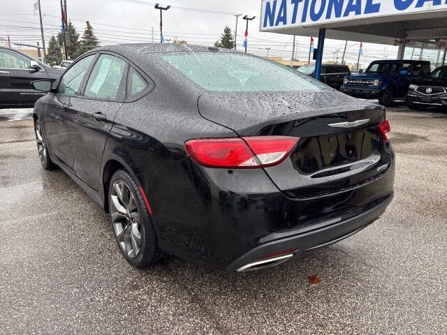2015 Chrysler 200 S Cleveland OH