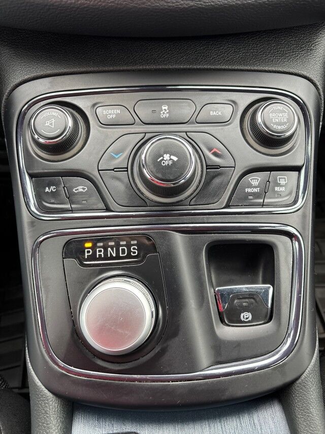 2015 Chrysler 200 S Cleveland OH