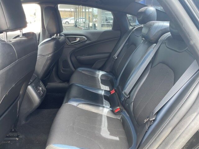 2015 Chrysler 200 S Cleveland OH