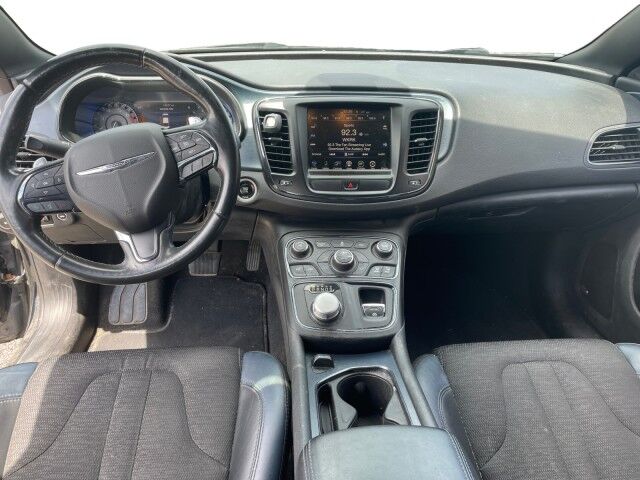2015 Chrysler 200 S Cleveland OH